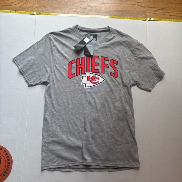 Fanatics Kansas City Chiefs Short Sleeve Tee Sz medium new with tag Mahones nfl - Picture 1 of 6